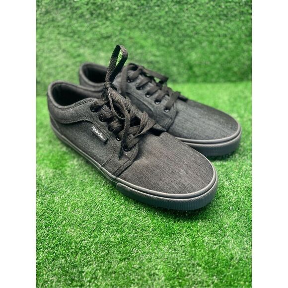 Maui & Sons ~ Size 12W Men’s Gray/Black Lace Low Top Shoes Surf Or Skate - Picture 1 of 12